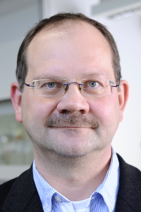 Prof. Dr. Jürgen Schatz (Foto: Gerd Grimm, FAU)