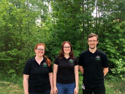 Foto des neuen Sprecherteams (v.r.n.l.): Florian Fischer, Sarah Bernhardt, Annika Zillmann